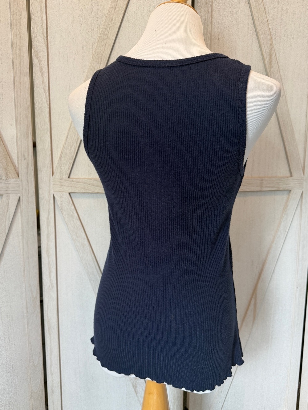 Navy Ribbed Knit Tank Top - Picture 7 of 9